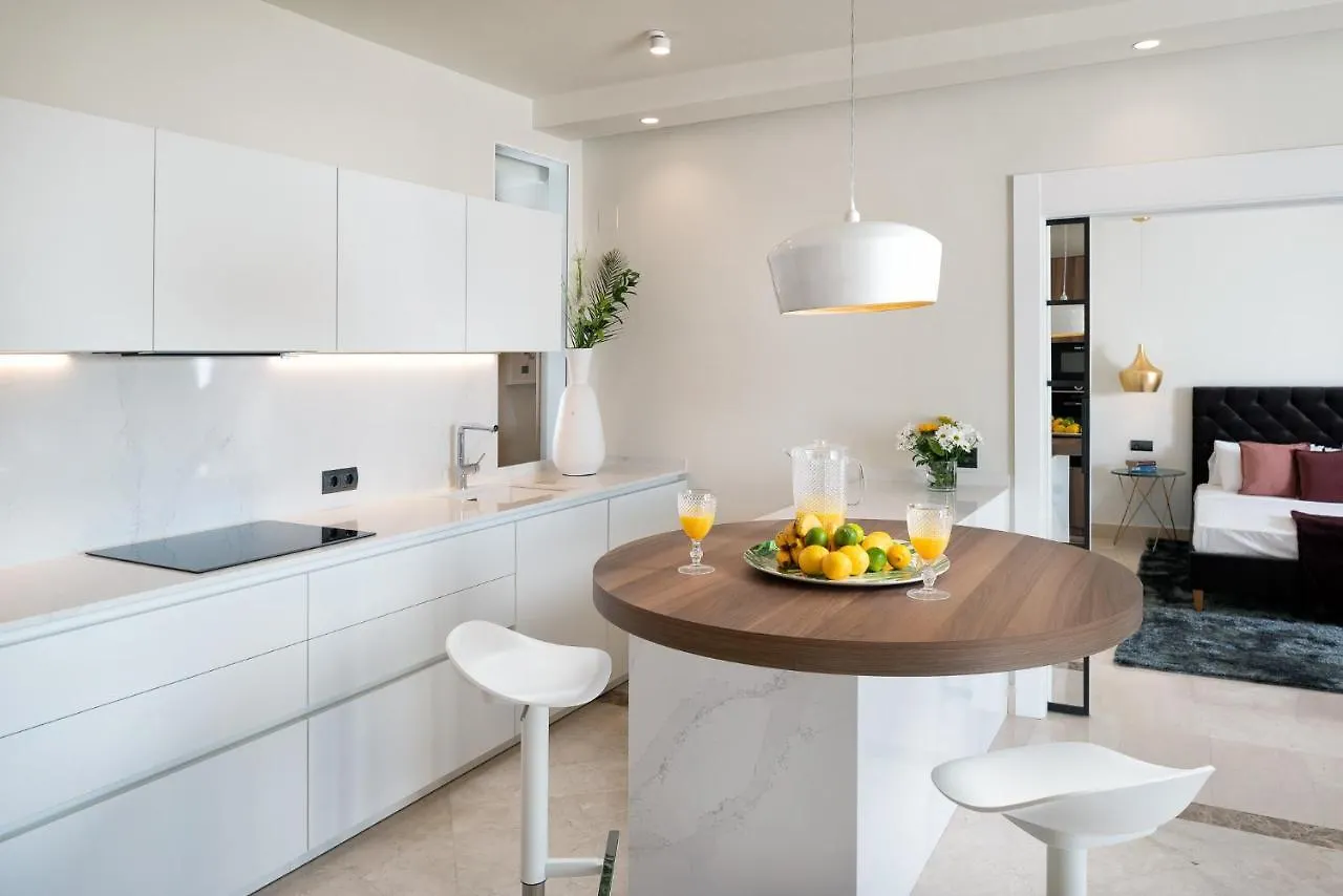 Stunning Modern Apt Frontline Beach - Rdr206 马尔韦利亚